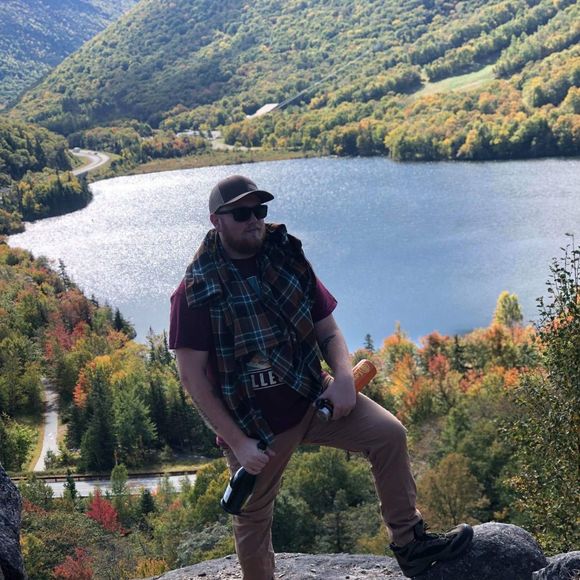 Meet your Posher, Kyle - Picture 1 of 1